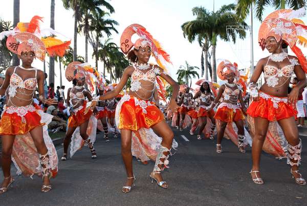 défilé du carnaval en Guadeloupe