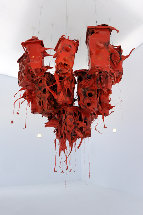 Anita_Molinero_-_Poubelle_en_PVC_fondu-_CNAP_Courtesy_Galerie_Alain_Gutharc