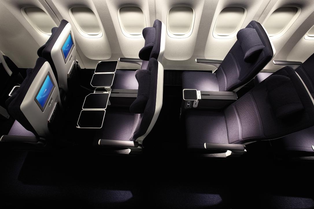 BA_-_new_World_Traveller_Plus_cabin_4