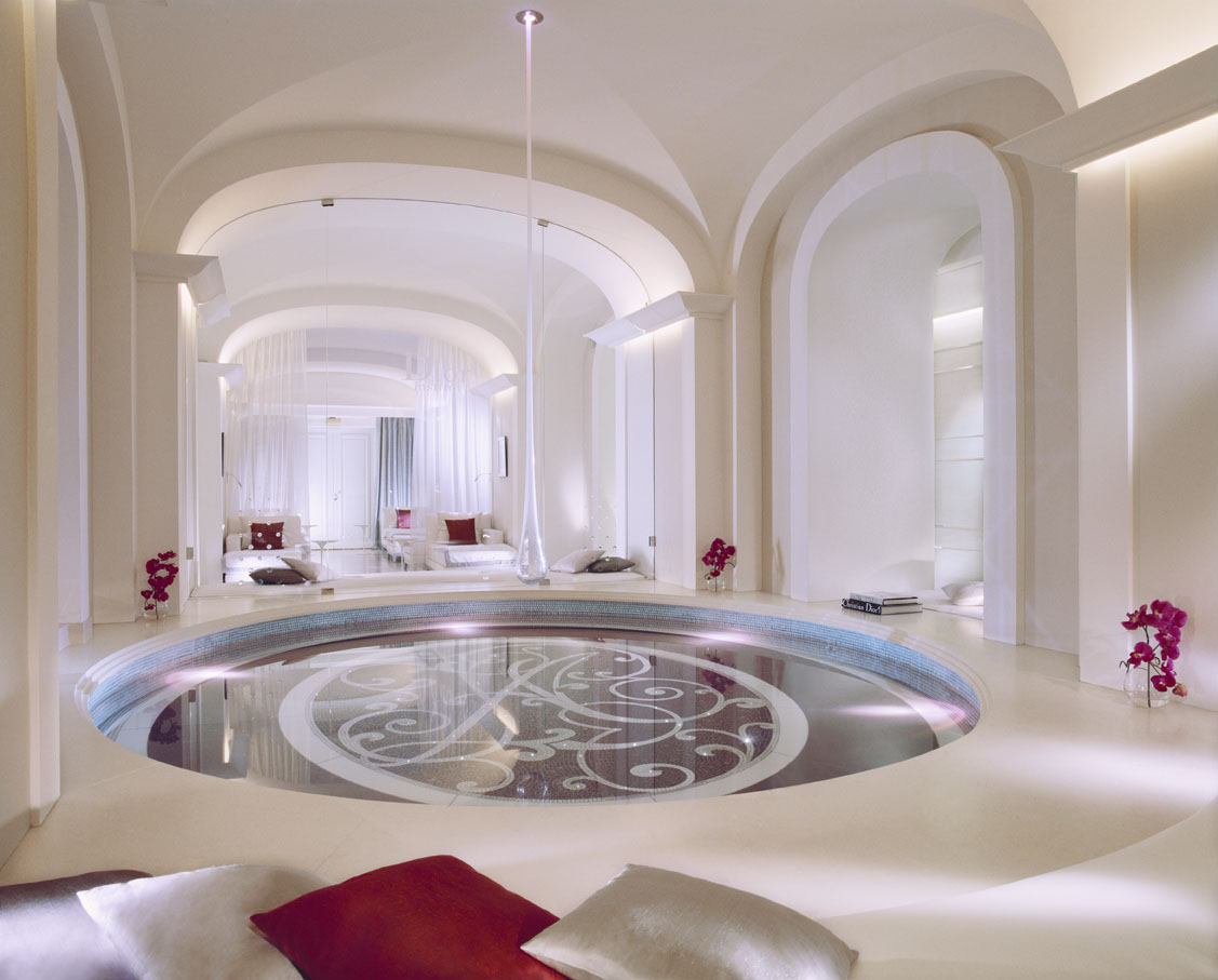 Dior_Institut_basin_LR_c_Guillaume_de_Laubier