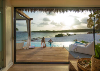 Piscine du Sandals Royal Curaçao