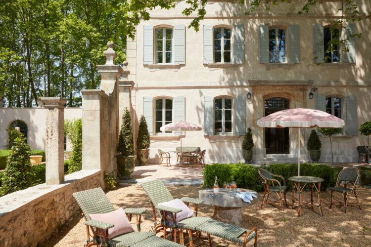 Le Domaine de Chalamon hôtel 4 étoiles en Provence au cœur des Alpilles