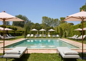 Le Domaine de Chalamon hôtel 4 étoiles en Provence au cœur des Alpilles