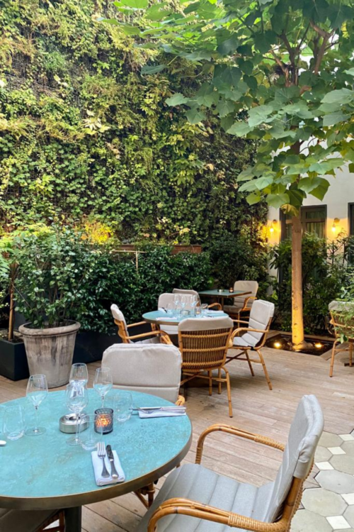 La terrasse verdoyante à Paris de Maison Breguet