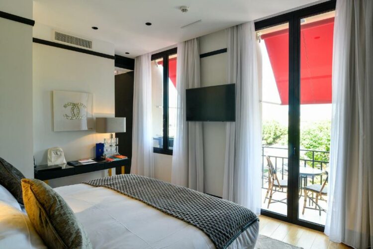 meilleurs hôtels de luxe saint-raphael côte d'azur